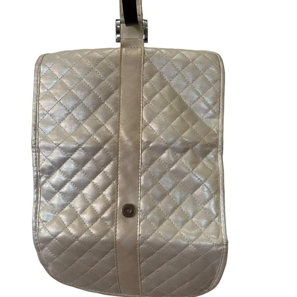 Make-Up Brush Roll Pearlized White Quilted Tri-fold, Holds up to 7 brushes